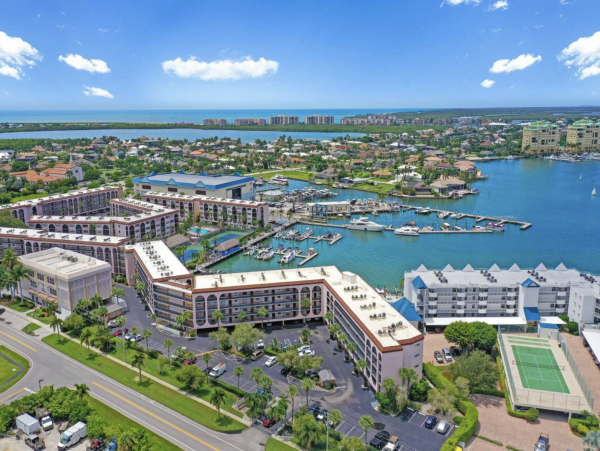 Marco Island Vacation Rental | Luxury Marco Island Condo with Pools & Tennis